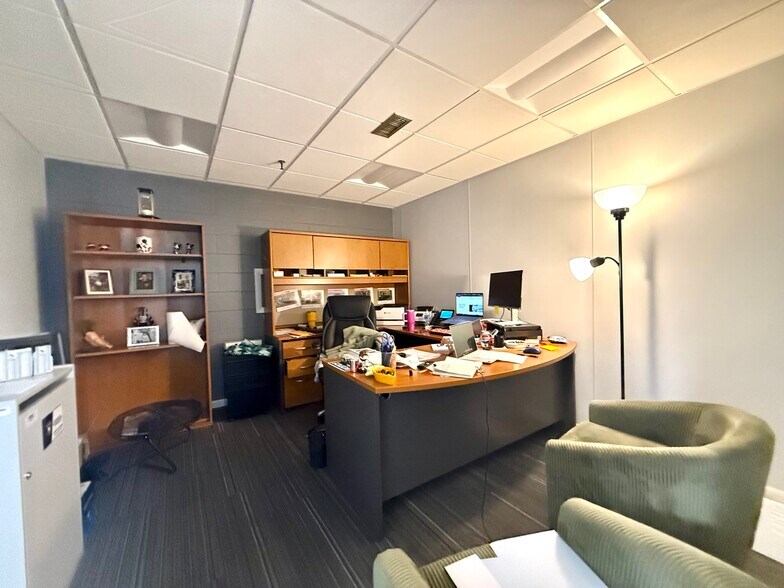 More Photos Of 200 E Lafayette St, Bloomington Service For Sale