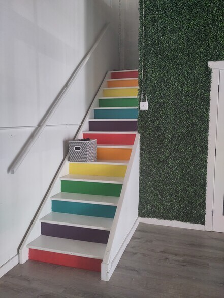 More Photos Of 6655 Arapahoe Rd, Boulder Warehouse For Lease