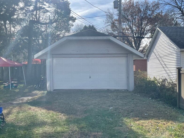 More Photos Of , Champaign Multifamily For Sale