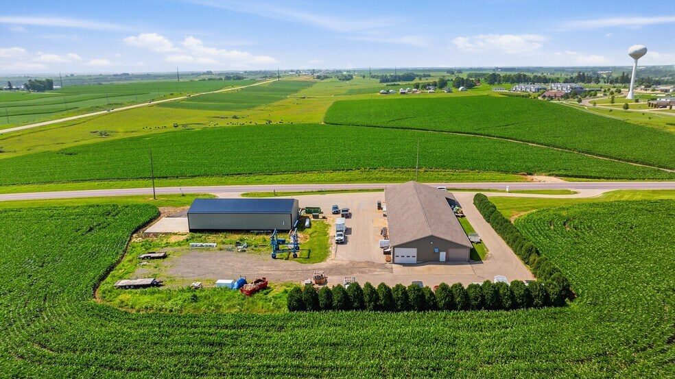 More Photos Of 5382 County Road A, Lancaster Industrial For Lease