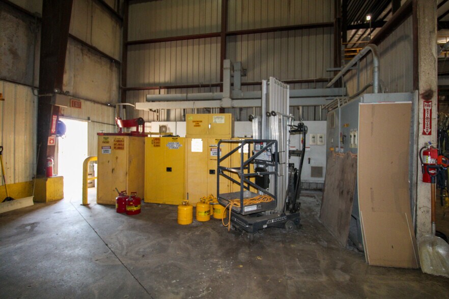 More Photos Of 6059 159th St, Galva Food Processing For Sale
