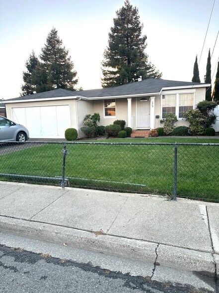 More Photos Of 1509 Rio Grande, American Canyon Assisted Living For Sale