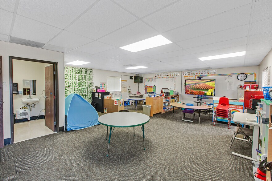 More Photos Of 16248 Carolyn St, San Leandro Religious Facility For Sale