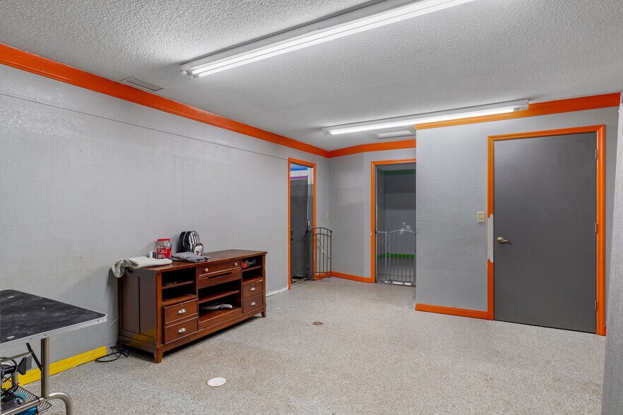 More Photos Of 3287 S Florida Ave, Inverness Office For Sale