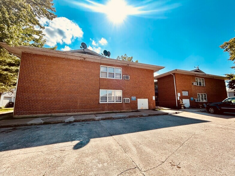 Primary Photo Of 207 S 5th St, Louisiana Multifamily For Sale