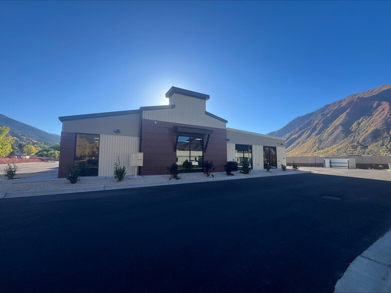 More Photos Of 304 Center Dr., Glenwood Springs Light Manufacturing For Lease