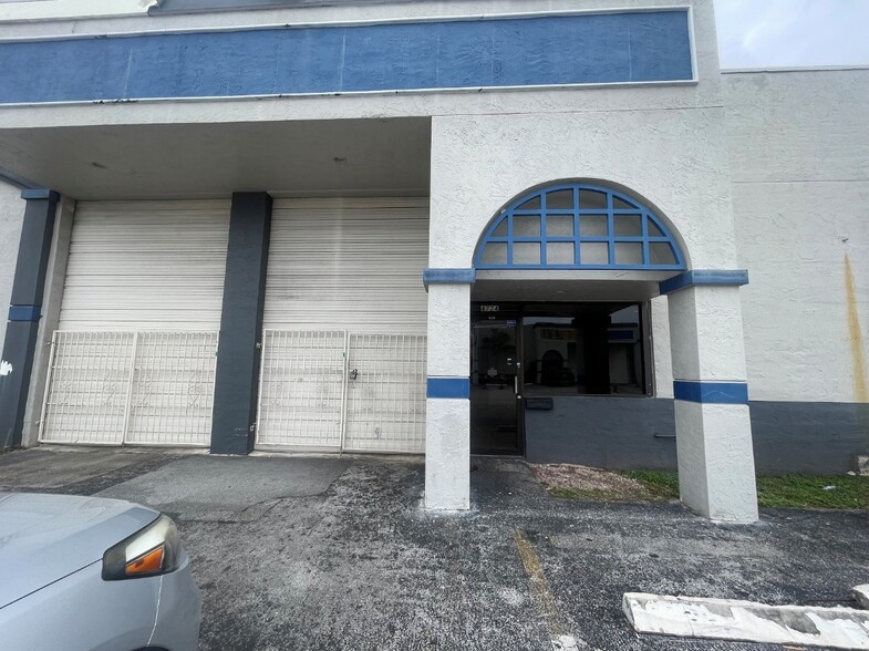 Primary Photo Of 4724 NW 165th St, Miami Lakes Warehouse For Lease