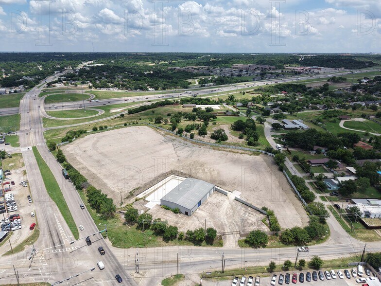 More Photos Of 5956 W Jefferson Blvd, Dallas Distribution For Sale