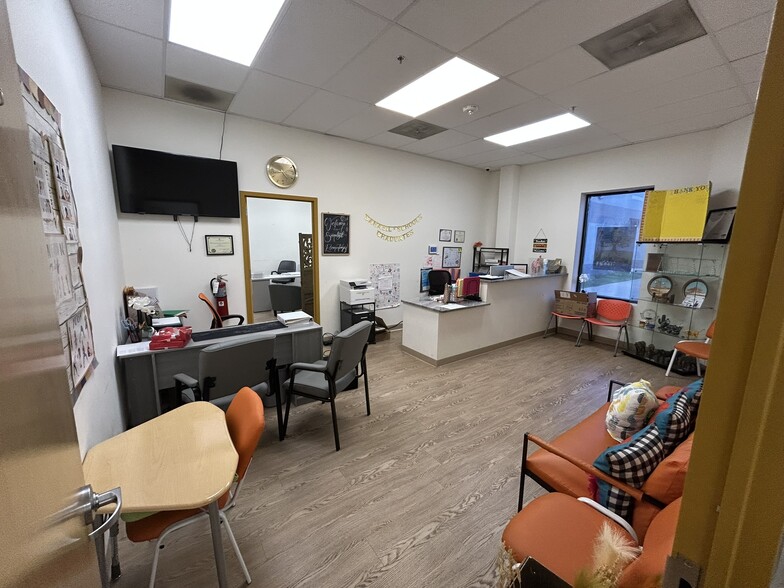 More Photos Of 6855 Deerpath Rd, Elkridge Office For Lease