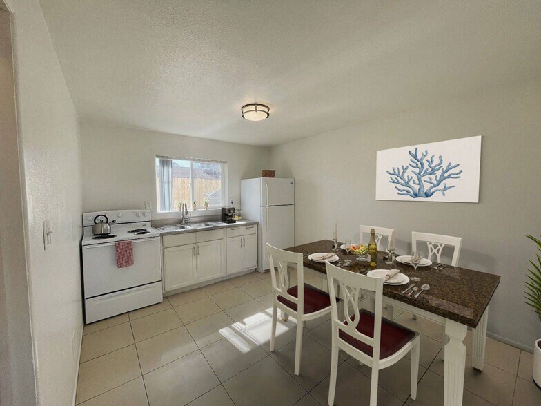 More Photos Of 1412 N 35th St, Phoenix Apartments For Sale