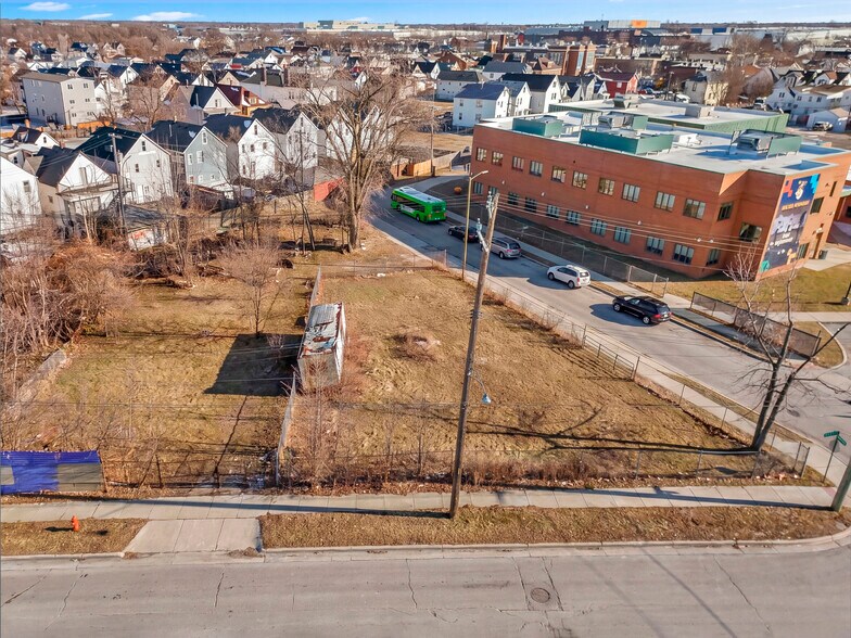 More Photos Of 8306 Conant St, Hamtramck Land For Sale