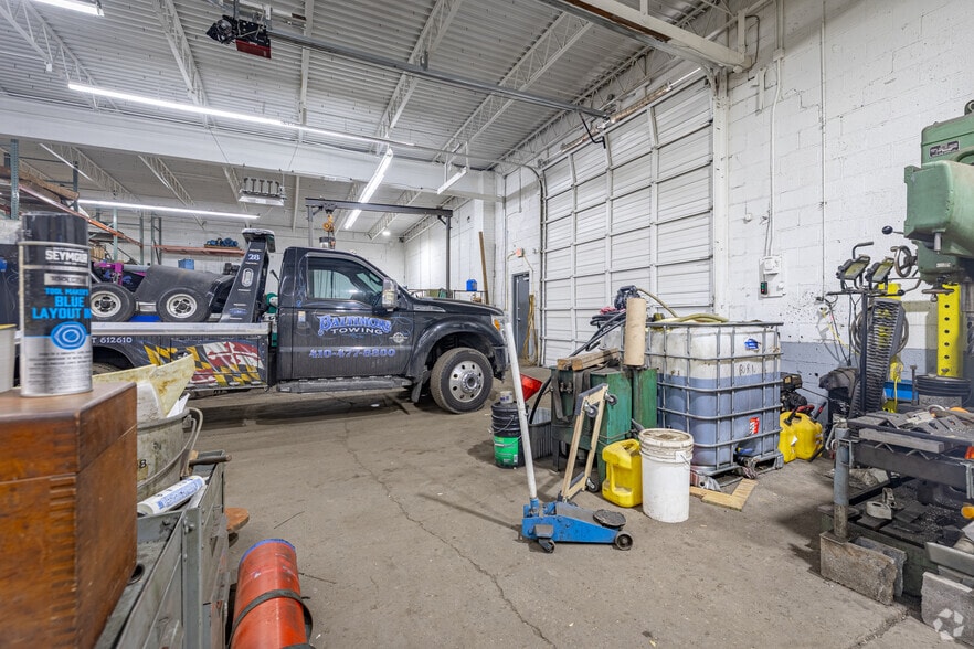 More Photos Of 6401-6403 Erdman Ave, Baltimore Warehouse For Sale