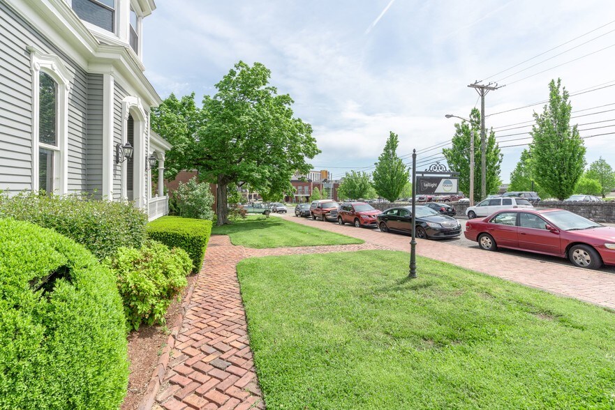 More Photos Of 30 Middleton St, Nashville Restaurant For Sale