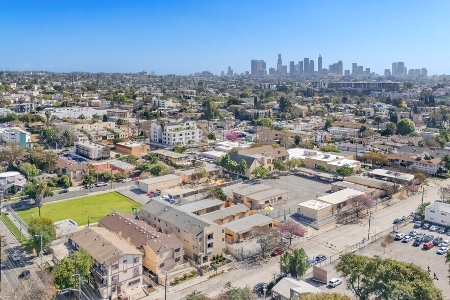More Photos Of 646 N Madison Ave, Los Angeles Apartments For Sale