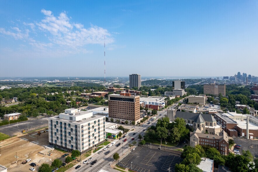More Photos Of 406 W 34th St, Kansas City Office For Lease