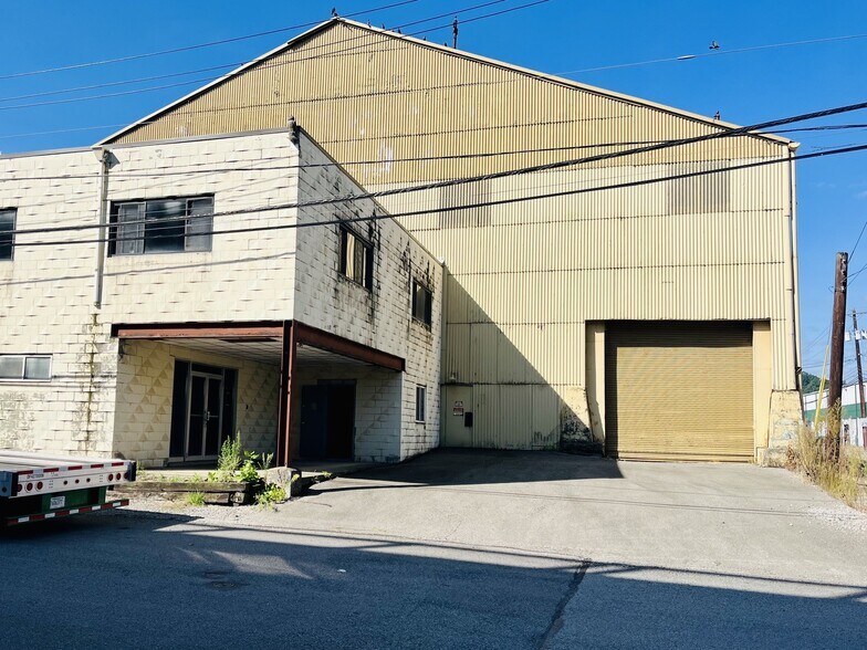 Primary Photo Of 200 Bridge St, Pittsburgh Warehouse For Sale