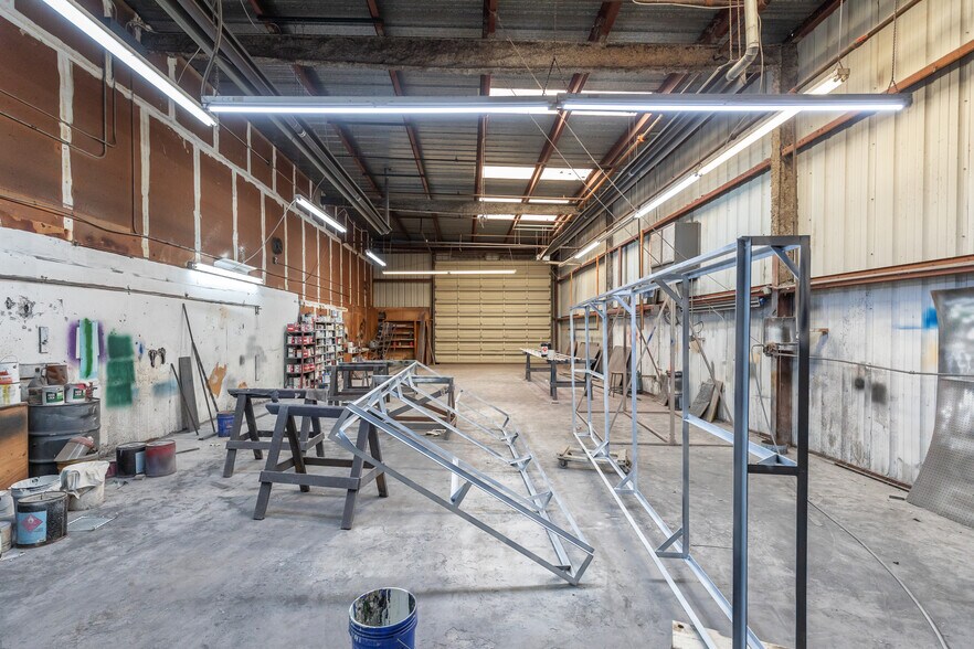 More Photos Of 5050 E Hwy 80, Abilene Manufacturing For Sale