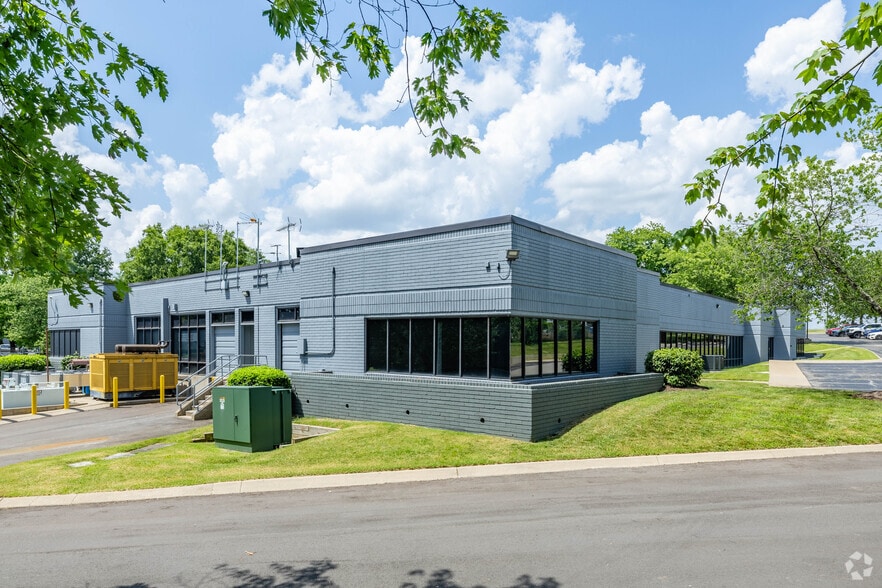 More Photos Of 1645 Murfreesboro Rd, Nashville Unknown For Lease