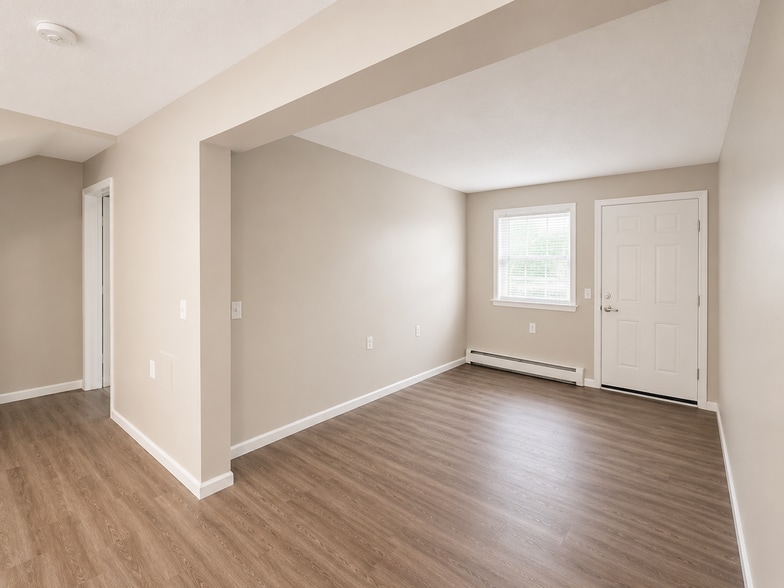 More Photos Of 82 Main St, East Hampton Apartments For Sale