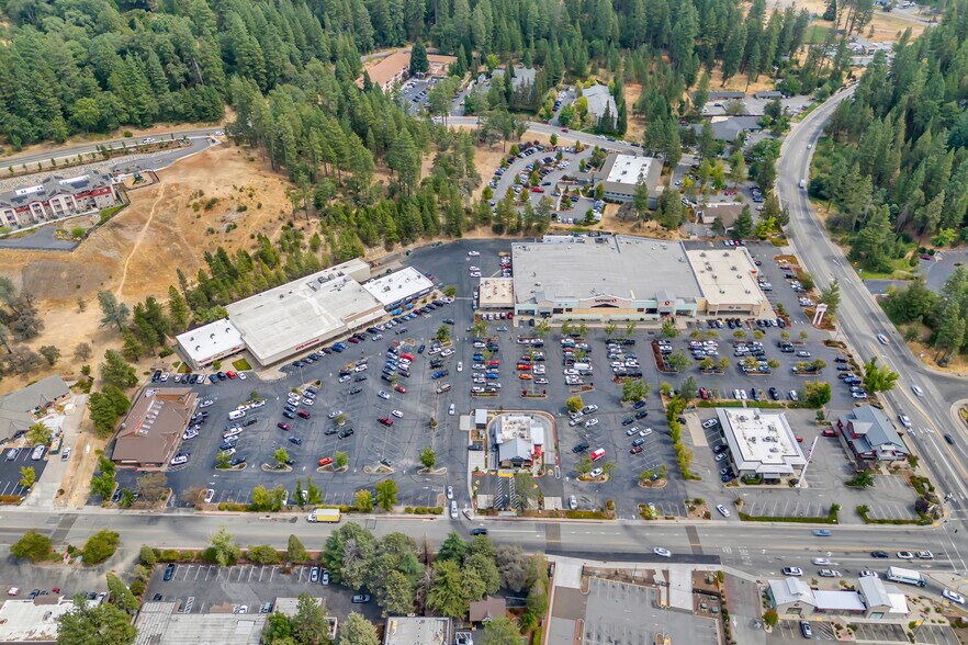 More Photos Of 1035-1043 Sutton Way, Grass Valley Office For Sale