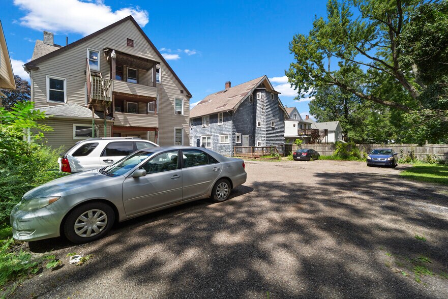 More Photos Of 51 Cotter Ave, Akron Apartments For Sale