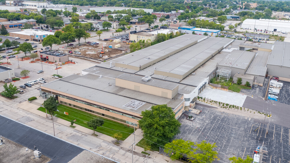 Primary Photo Of 4041 N Richards St, Milwaukee Manufacturing For Lease