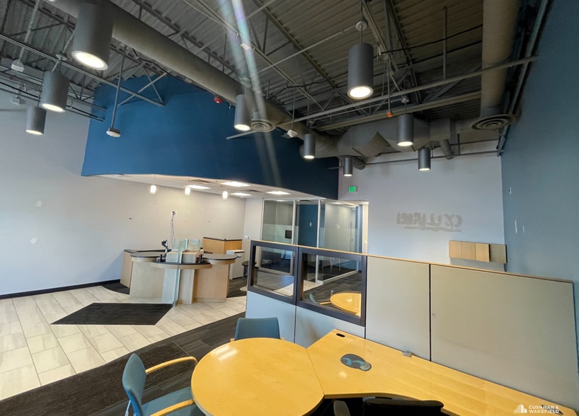 More Photos Of 450 E Bromley Ln, Brighton Storefront For Lease