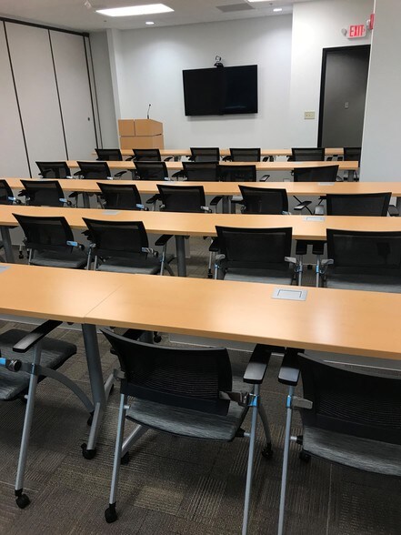 More Photos Of 2 International Plaza Dr, Nashville Office For Lease