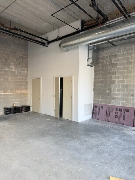 More Photos Of 2823 W Belmont Ave, Chicago Apartments For Lease