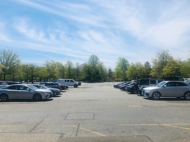 More Photos Of 1650 Sycamore Ave, Bohemia Office For Lease