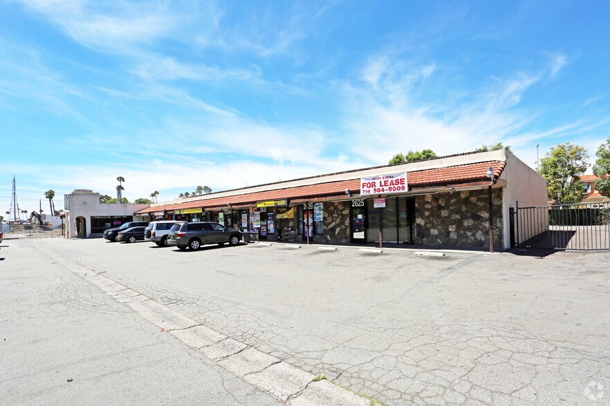 More Photos Of 2625-2641 W Lincoln Ave, Anaheim Unknown For Lease