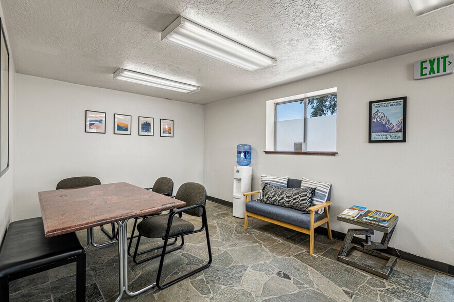 More Photos Of 971 Margaret Ave, Salt Lake City Service For Sale