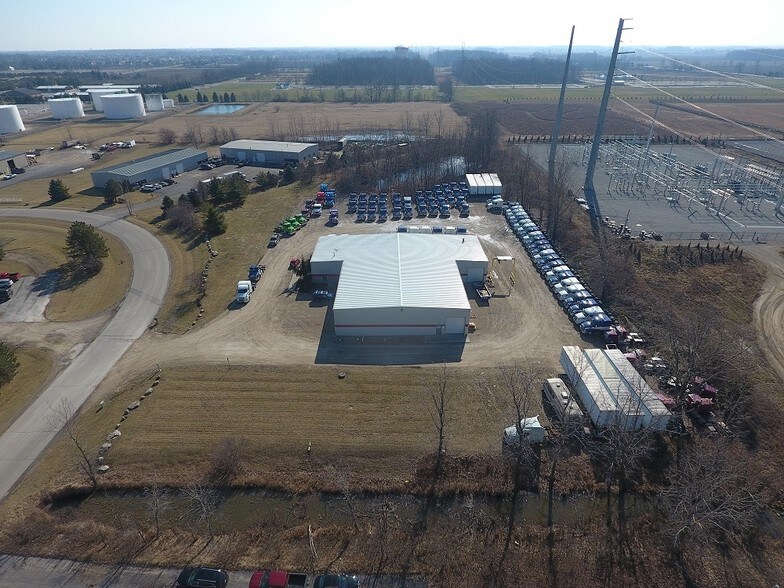 More Photos Of 7685 Fishel Dr N, Dublin Warehouse For Lease