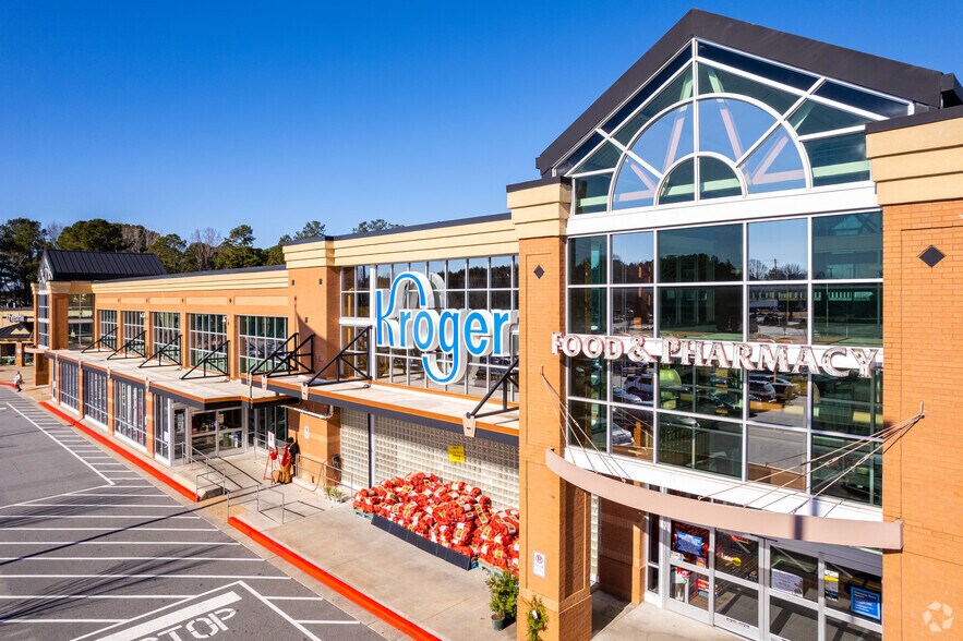 More Photos Of 12460 Crabapple Rd, Roswell Unknown For Lease