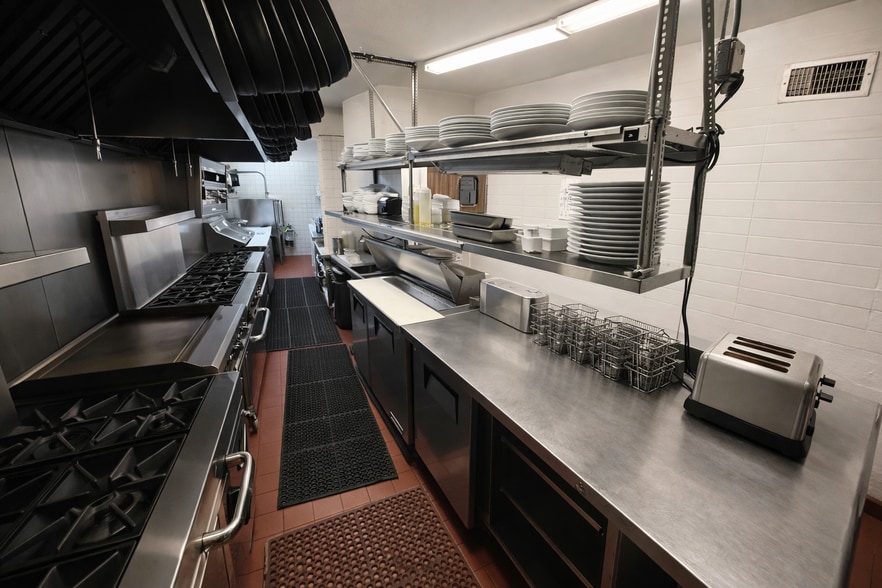 More Photos Of 482 Piermont Ave, Piermont General Retail For Lease