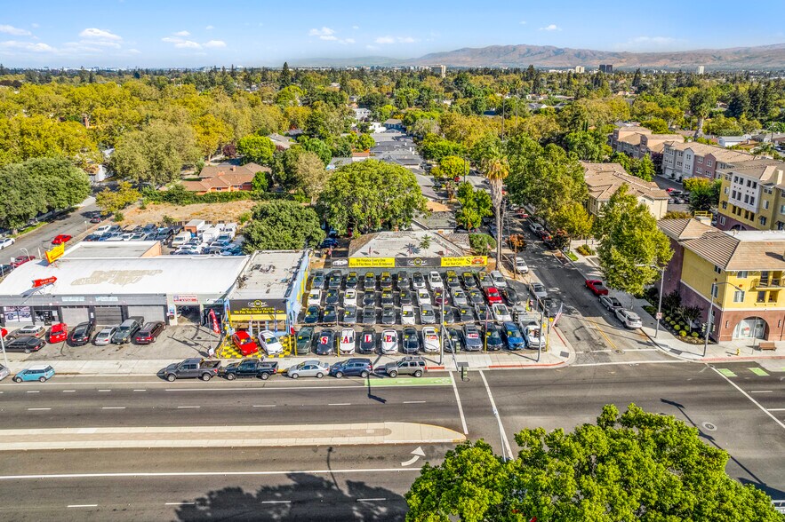 More Photos Of 1555 W San Carlos St, San Jose Auto Dealership For Sale
