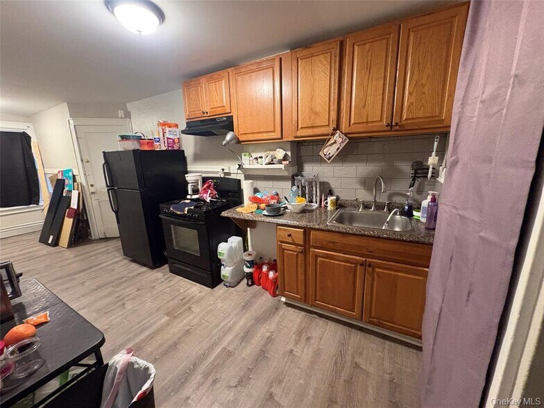 More Photos Of 287 Mrytle Ave, Albany Apartments For Sale