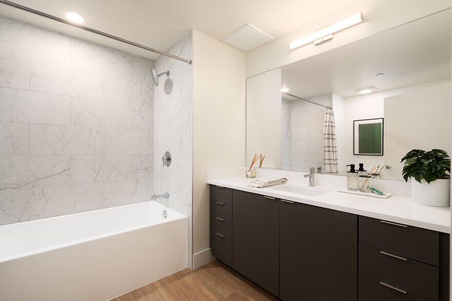 More Photos Of 1 Adrian Ct, Burlingame Apartments For Lease