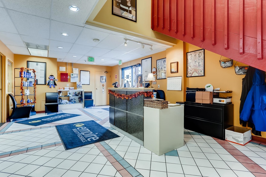 More Photos Of 16800 E Mississippi Ave, Aurora Freestanding For Sale