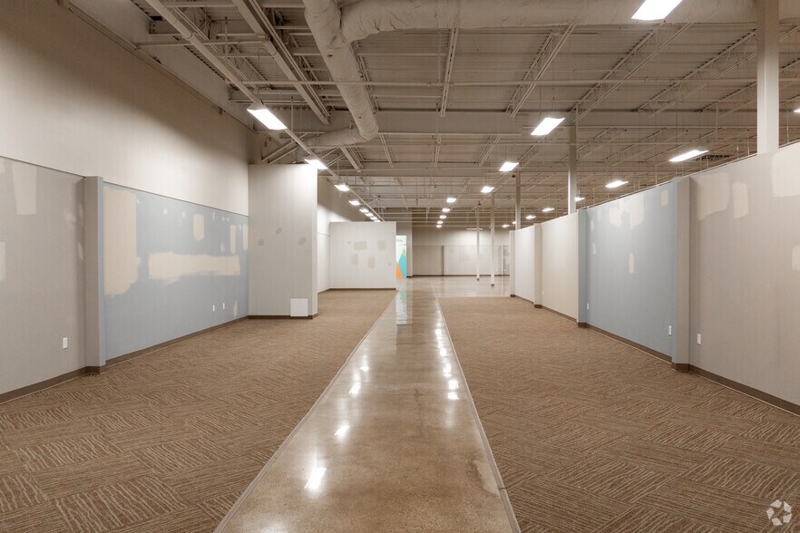 More Photos Of 2201 S Interstate 35 E, Denton Department Store For Lease