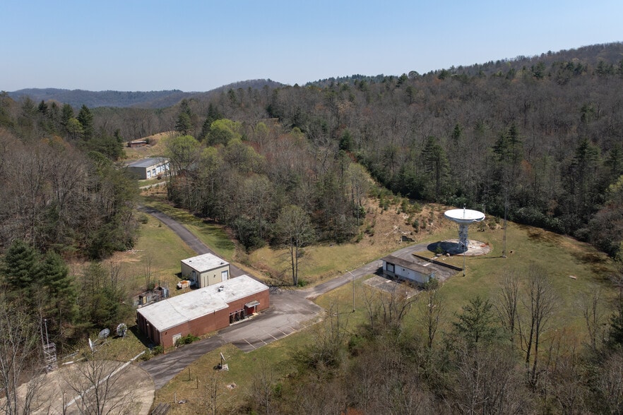 More Photos Of 1 Pari Dr, Rosman Specialty For Sale