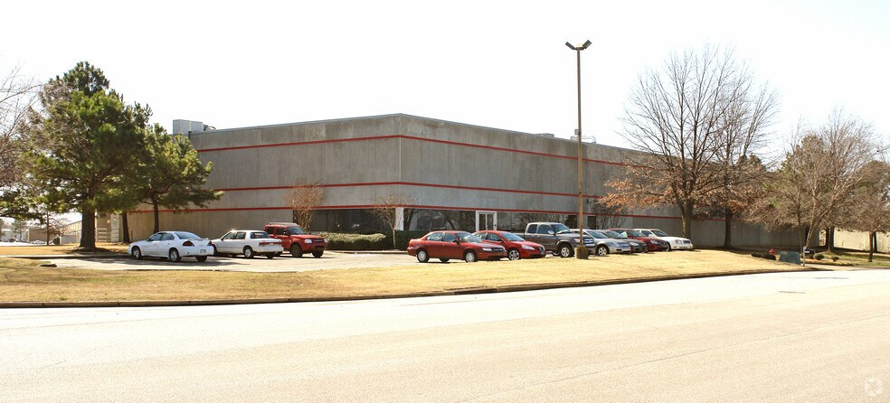 More Photos Of 4395 Pidgeon Roost Rd, Memphis Distribution For Lease