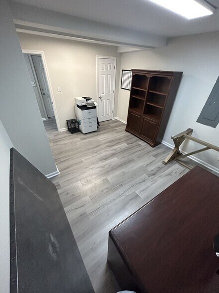 More Photos Of 730 Court St, Jacksonville Office For Lease