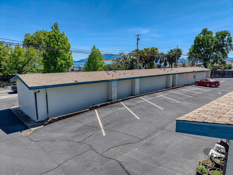 More Photos Of 2815 Lakeshore Blvd, Lakeport Apartments For Sale
