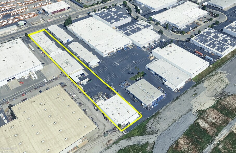 Primary Photo Of 11310 Sherman Way, Sun Valley Manufacturing For Lease