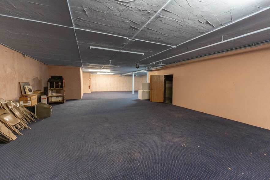 More Photos Of 1088 S University St, Mount Pleasant Restaurant For Lease