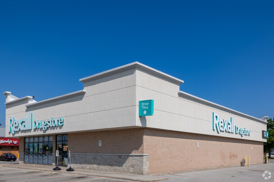 More Photos Of 149 Young St, Alliston General Retail For Lease