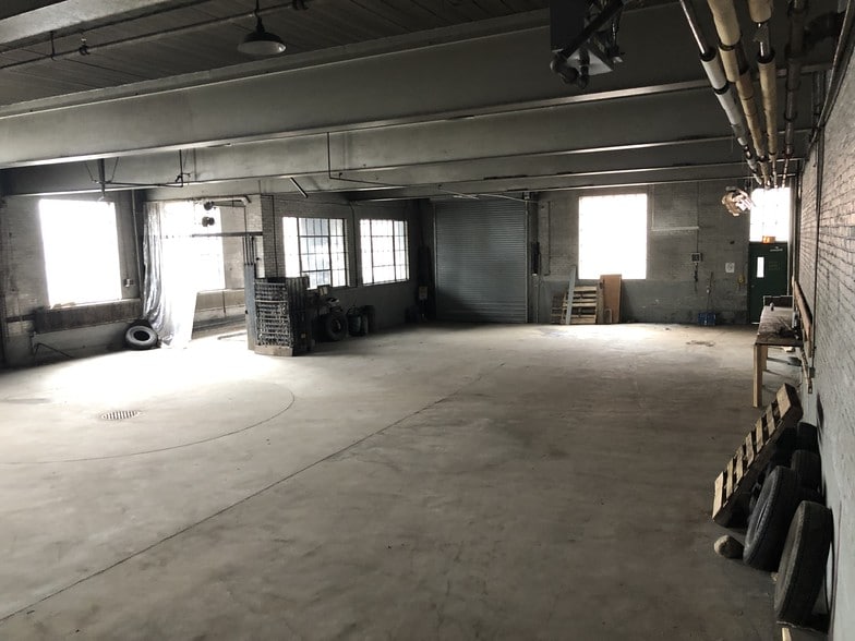 More Photos Of 23 Exchange St, Pawtucket Flex For Sale