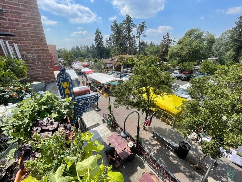 More Photos Of 925 NW Wall St, Bend Storefront Retail Office For Lease