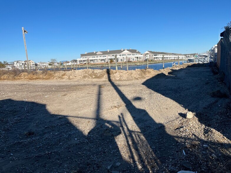 More Photos Of 55 Hudson Ave, Freeport Land For Sale